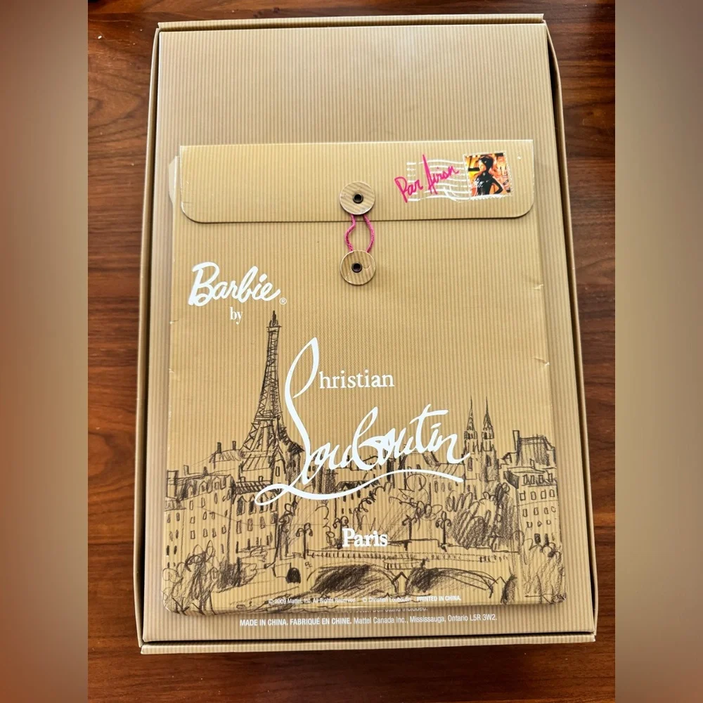New in box- Christian Louboutin Barbie. - Picture 5 of 5